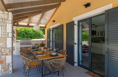 Smoljanci House | 4 bedroom accommodation in Svetvincenat