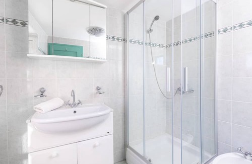 Vrboska Cottage | Casa Belinda | Quaint Village Stone Cottage on Hvar Island