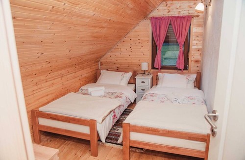 Gospic House | Family friendly house with a parking space Aleksinica, Velebit (K-21682)