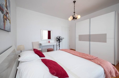 Jesenice Apartment | Duje