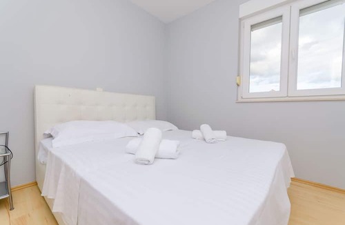 Trogir Apartment | Apartment Rocky (71822-A1) - Trogir