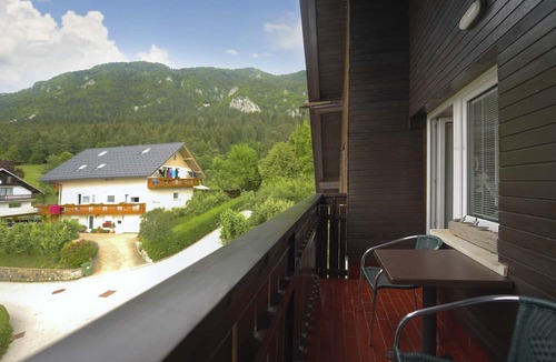 Zirovnica Apartment | Apartments Rikli Rodine near Bled
