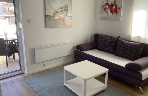 Bibinje Apartment | Apartment in Bibinje with Terrace, Air condition, WIFI, Washing machine (877-2)