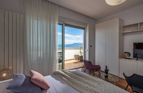 Buzdohanj Apartment | Terra Magica Deluxe Apartment OR Room with Private Parking, Terrace and Sea View