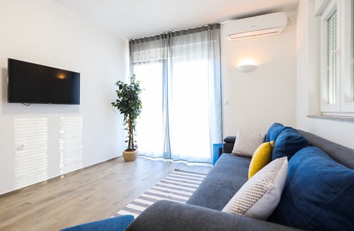Vir Apartment | 1oak Rentals