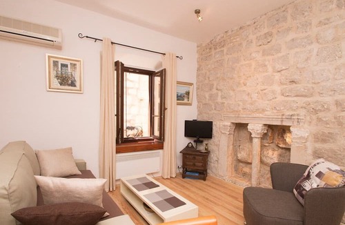 Cove Tri Zala (Zrnovo) Apartment | Apartments Sunny Town