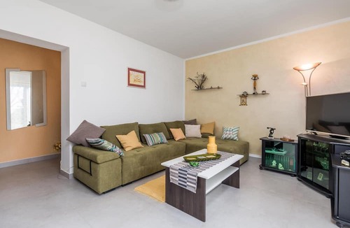Bezjaki Apartment | 3 bedroom cozy apartment in Viskovo