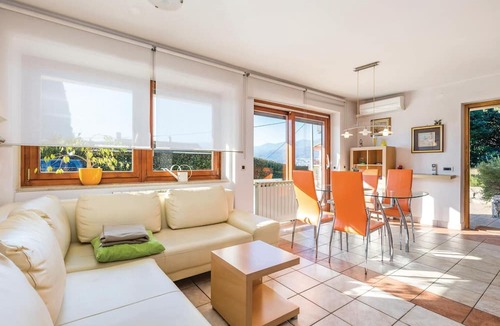 Sarsoni Apartment | Beach front apartment in Rijeka with WiFi