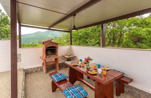 Sarsoni Apartment | Lovely apartment in Matulji