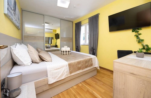 Mastrinka Apartment | Cozy apartment in Trogir with sauna