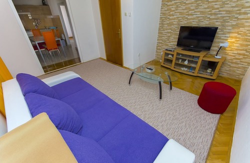 Okrug Gornji Apartment | Apartments Karlo (40351-A1) - Okrug Gornji (Ciovo)