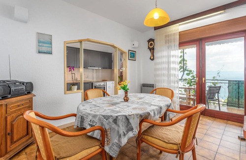 Lovran Apartment | Nice apartment in Lovran with house sea view