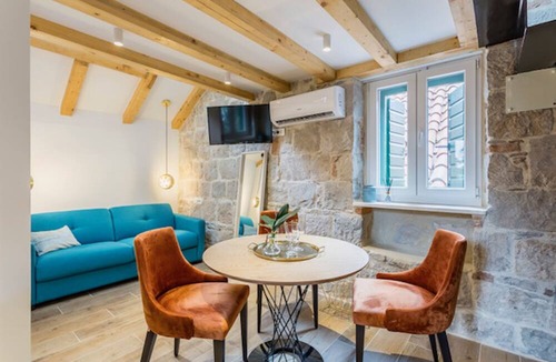 Split Apartment | Luxury Room Miara in Split City Center III