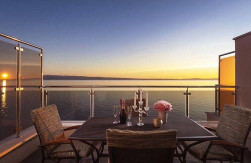Podstrana Apartment | Spacious Beachfront Apartments Tanita