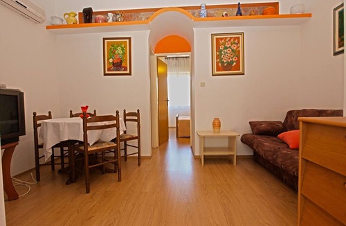 Vintijan Apartment | Apartment 613