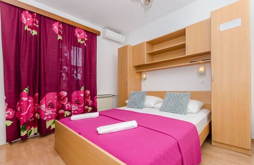 Bili brig Apartment | Apartment and Rooms Ivan
