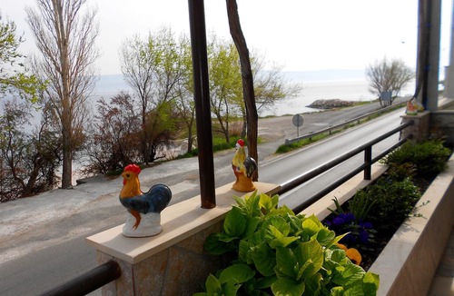 Dugi Rat Apartment | Apartments Anka 20m From the Beach