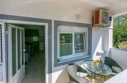Jadranovo Apartment | Apartments Ratko