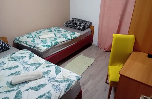 Vrelo Korenicko House | Serene 6-bedroom house in Vrelo Koreničko perfect for groups