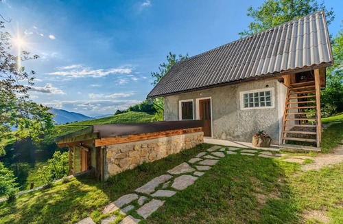 Tolmin House | Holiday Homes Pr Pelaku with Sauna