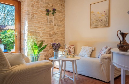 Glavani House | Charming Renovated Istrian Stone House LUCA with a Beautiful Garden