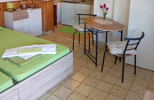 Martinscica Apartment | Apartments Julia - Studio Apartment Julia 6