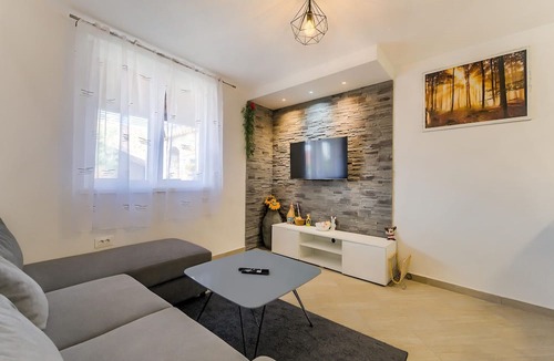 Lupoglav House | Beautiful home in Lupoglav
