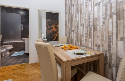 Rijeka Apartment | Amazing apartment in Rijeka with WiFi