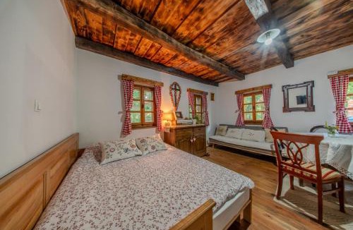 Veliki Lovrecan House | Holiday Home "Rim" - Kuća za odmor i kućice