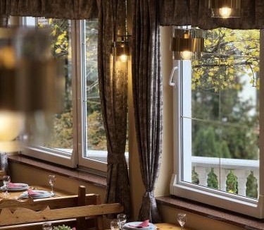 Breznik Plesivicki Hotel | Biopark Divlje vode