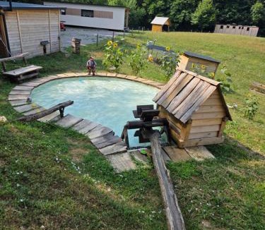Trebnje House | Ranč na hribu - MOBILNA HIŠKA