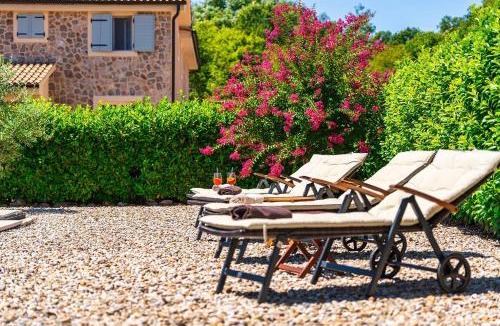 Risika Villa | Villa Pepina