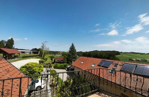 Tisina House | Beli oblaki