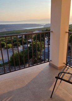 Smrika Apartment | Family and pet friendly apartment Frankopan Croatia