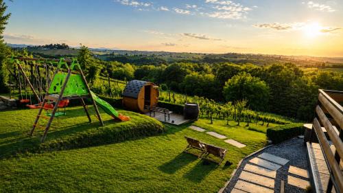 Strigova House | Vineyard Cottage with Jacuzzi & Hobbit Sauna by Destination GREEN Croatia