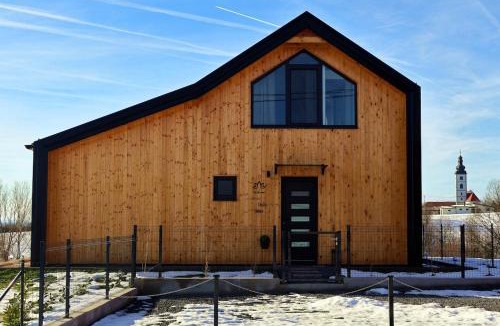 Klostar Ivanic Ski Chalet | Spahome Vinea, Holzhaus mit privater Wellnessoase