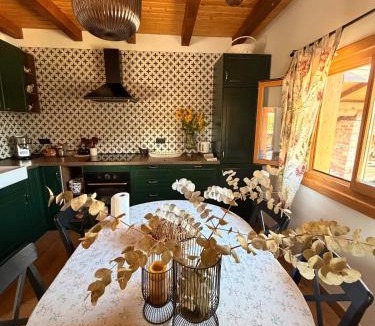 Pokupsko Villa | Riverside Villa with Hot Tub on the Kupa