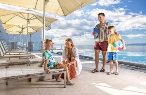 Rubesi Hotel | Hilton Rijeka Costabella Beach Resort And Spa