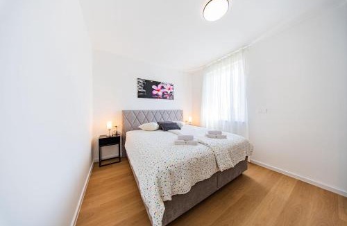 Brinje Apartment | Zagreb 245 - 246 - 247 - 248 - 249 - 5 Units - Three Bedroom Apartments - New - Balcony - Parking - Flexible Keybox Entry - Modern
