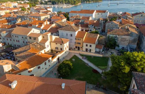 City Center Apartment | Apartment in Porec near Old Town Beach