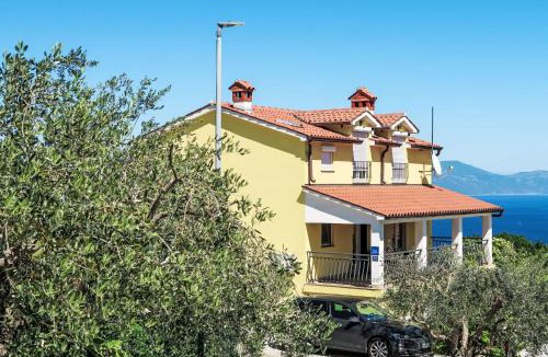Crni Apartment | Apartment Marinella-2 by Interhome