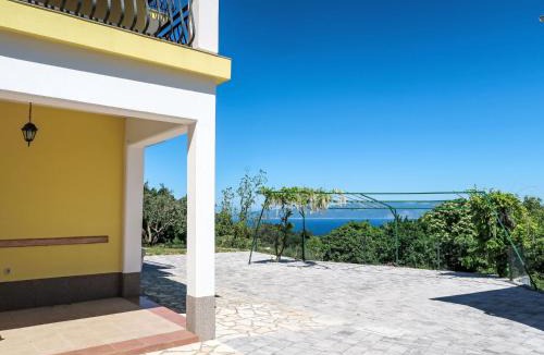 Crni Apartment | Apartment Marinella-2 by Interhome