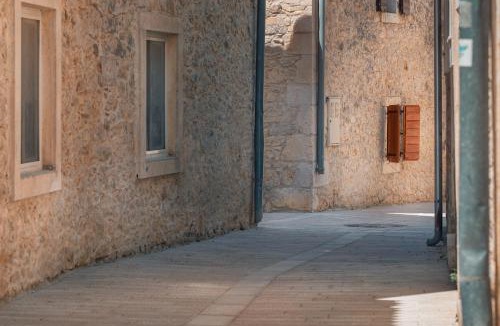 Diklo Apartment | Small stone house Luka