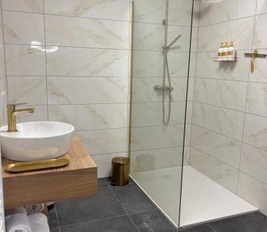 Dolenjske Toplice Apartment | Prenočišče Henrik