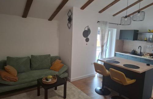 Gabonjin Apartment | Apartman Pojine