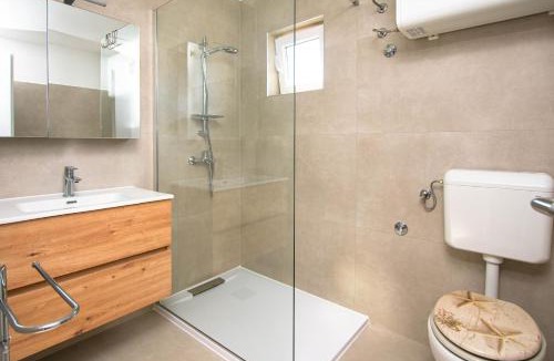 Tkon Apartment | Apartment Marin