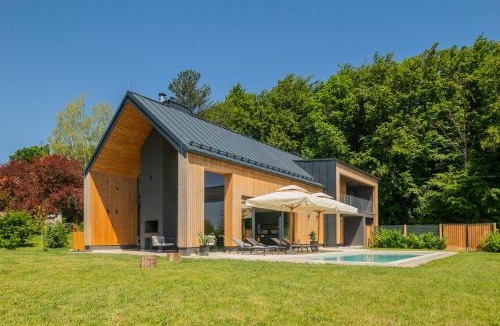Varazdinske Toplice Villa | Blacksmith house - SPA, Heated outdoor pool, Kids zone