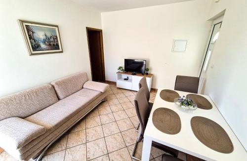 Jurandvor Apartment | Apartments Benkovic