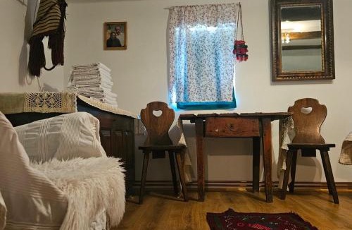 Gospic House | Country house in nature -10 min from Nikola Tesla Memorial Center-peace and privacy