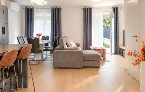 Gulici House | 3 Bedroom Gorgeous Home In Porec